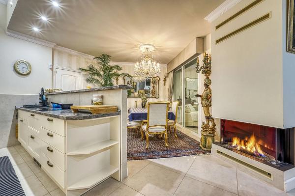 Chalet wolnostojący na sprzedaż w Avenida Dos, 52, Marbella photo 1