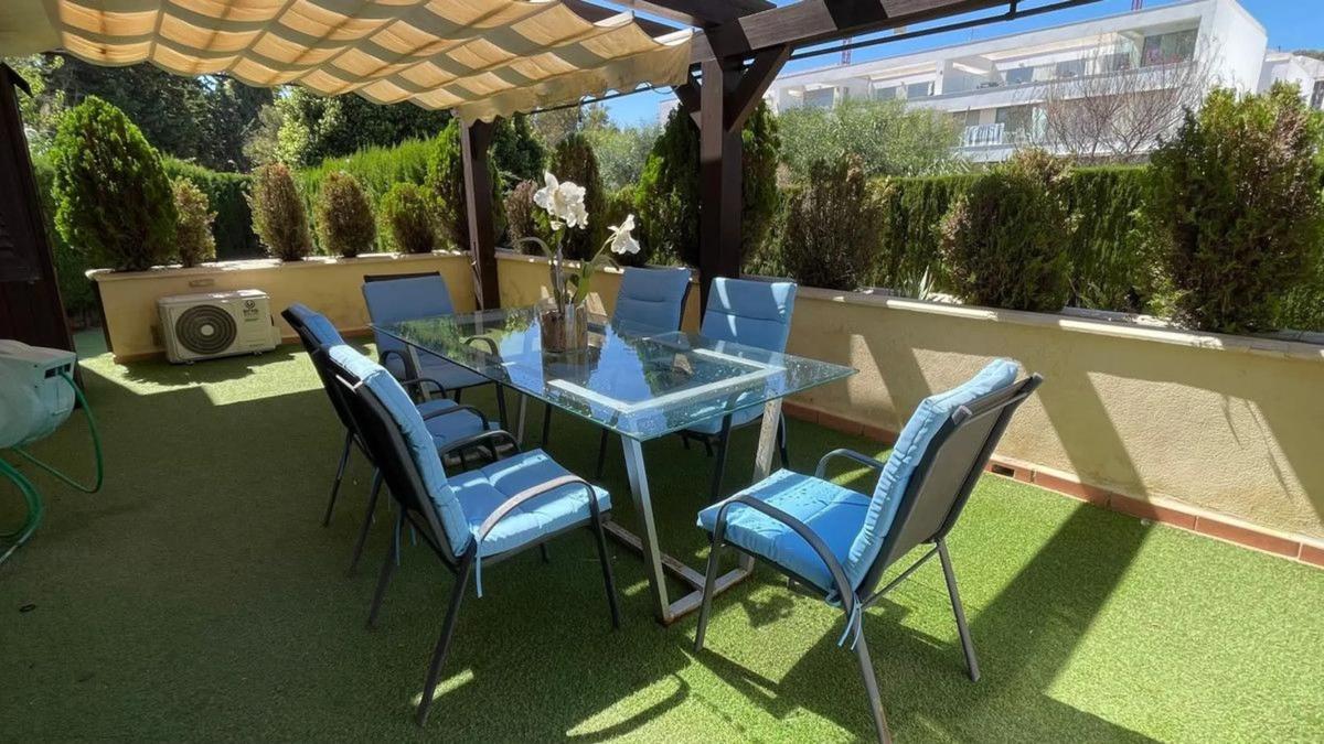 Sprzedaż duplexu w Carril del Relojero, Marbella photo 2
