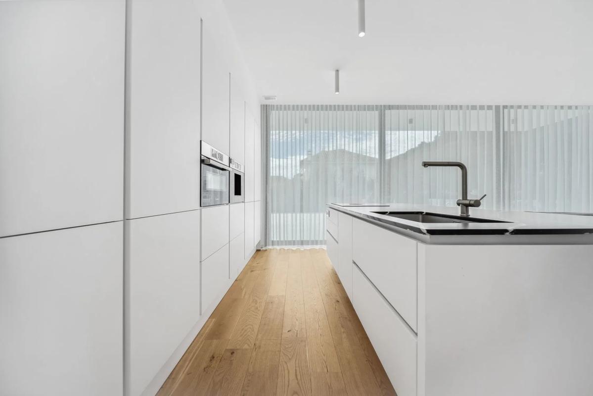 Sprzedaż niezależnego domku jednorodzinnego w  Urbanización Marbesa, 125, Marbella photo 3