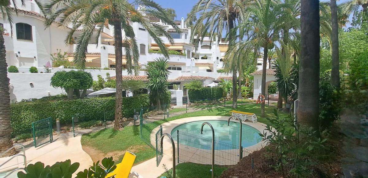 Sale of apartment in Avenida de Mencey, Marbella
photo 2