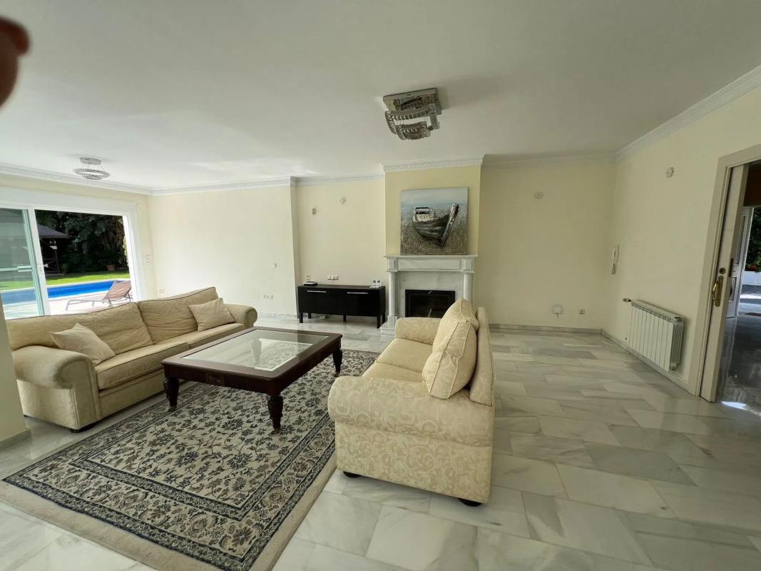 Продажа отдельного шале в  Paseo del Golf, 490, Марбелла photo 4