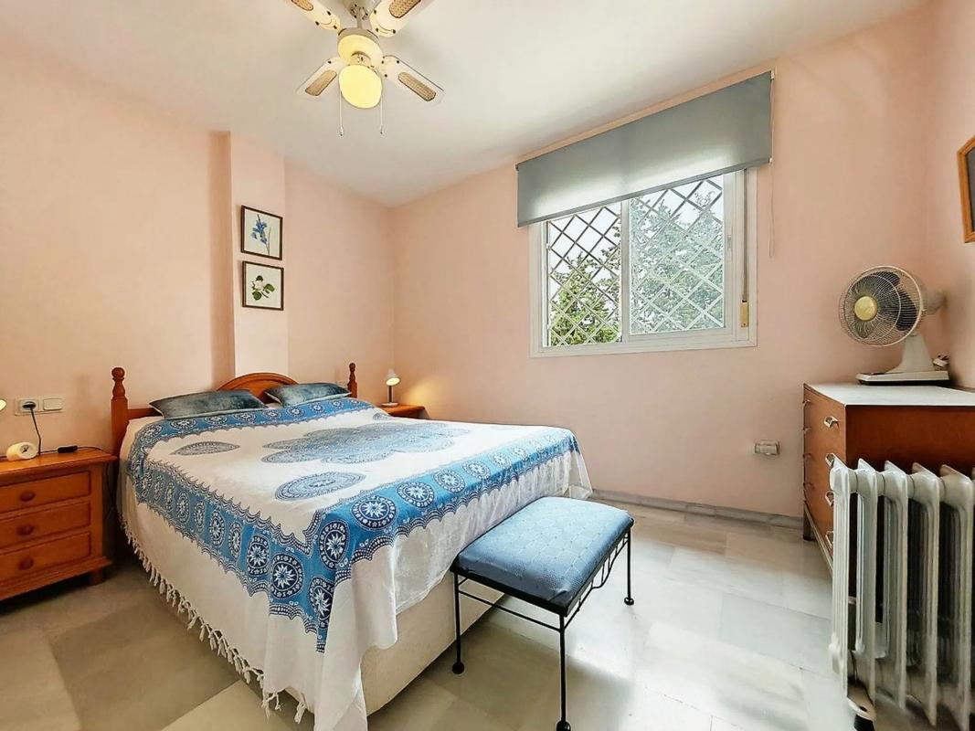Venta de piso en Avenida Jardines de las Golondrinas s/n, Marbella
photo 3