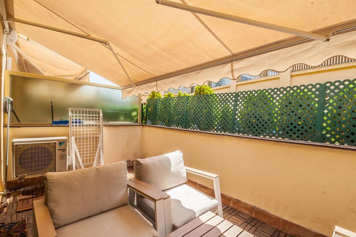 Venta de estudio en Avenida Jardines de las Golondrinas, Marbella photo 1