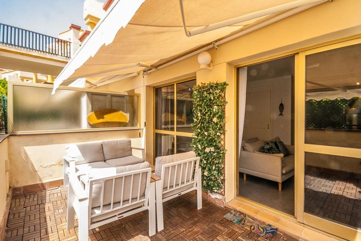 Venta de estudio en Avenida Jardines de las Golondrinas, Marbella photo 2