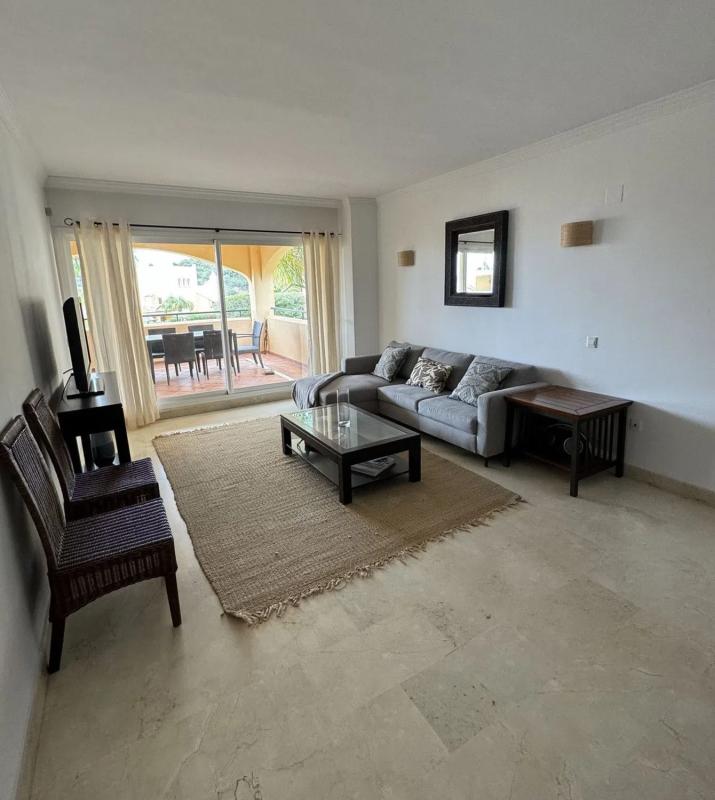Venta de piso en Calle Hiedra, Marbella
photo 1