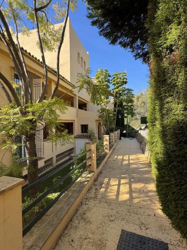 Venta de piso en Calle Hiedra, Marbella
photo 3