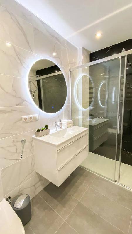 Venta de piso en Avenida Jardines de las Golondrinas s/n, Marbella
photo 2