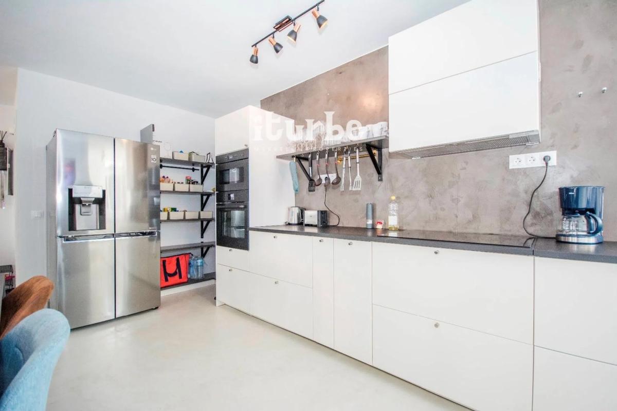 Venta de piso en Barrio Elviria, Marbella
 photo 2