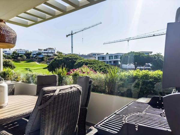 Duplex for sale on AV ACEBOS (LOS) (SAMISOL), Marbella photo 1