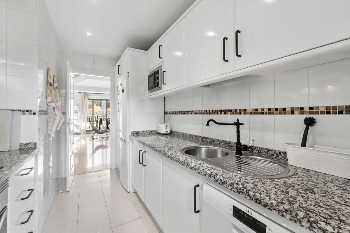 Продажа отдельного шале в Barrio Marbesa, Марбелла photo 4