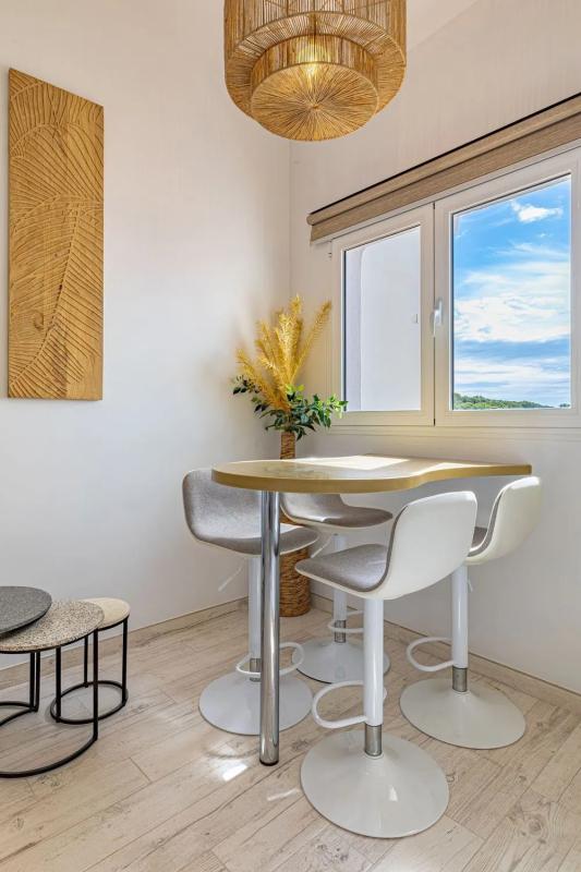 Sale of apartment in Puerto de Cabopino, Marbella
 photo 3