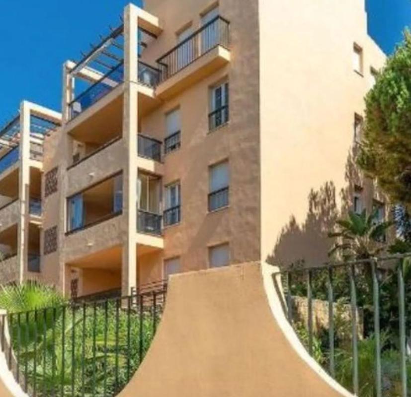 Sprzedaż mieszkania w CL OCEANO UR RANCHO PARK, 6, Marbella
photo 1