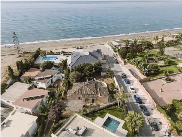Independent chalet for sale in Barrio Real de Zaragoza, Marbella
thumbnail 1