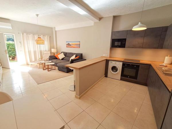 Квартира на продажу на  AV CARTAGENA-UR MARBESA, Марбелла photo 1