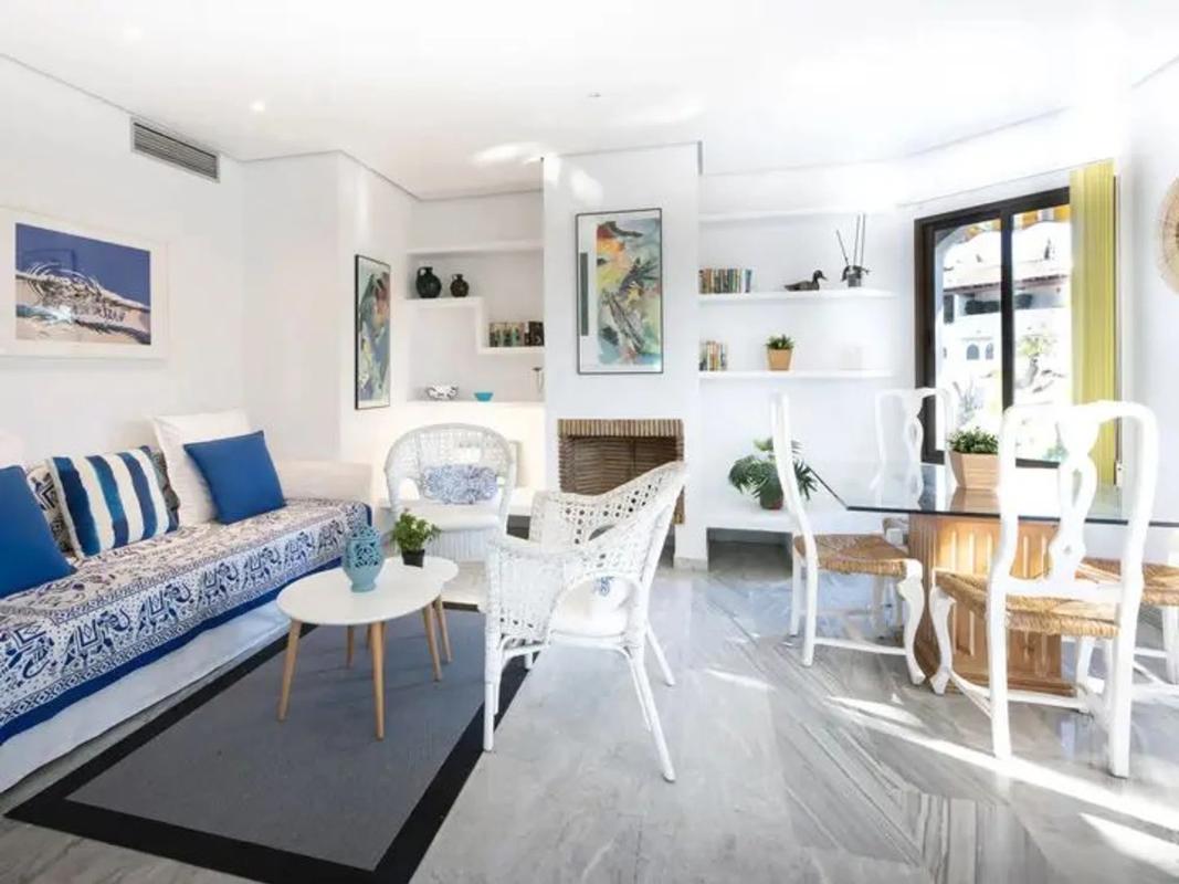 Venta de piso en Avenida de Mencey, 3, Marbella
 photo 2