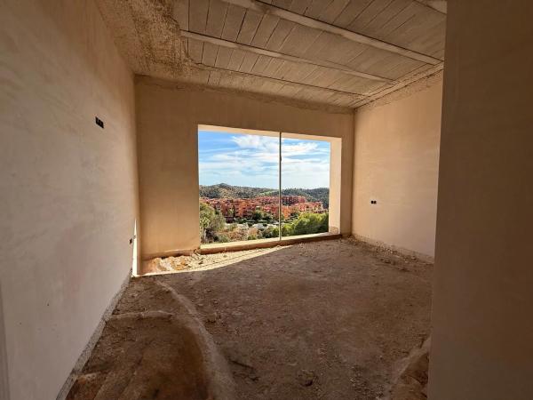 Chalet wolnostojący na sprzedaż w Avenida Dos, Marbella photo 1
