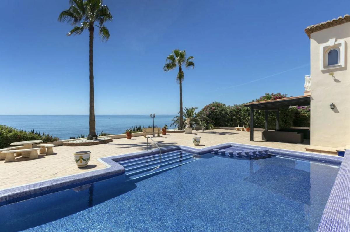 Sale of independent chalet in Barrio Marbesa, Marbella
photo 3