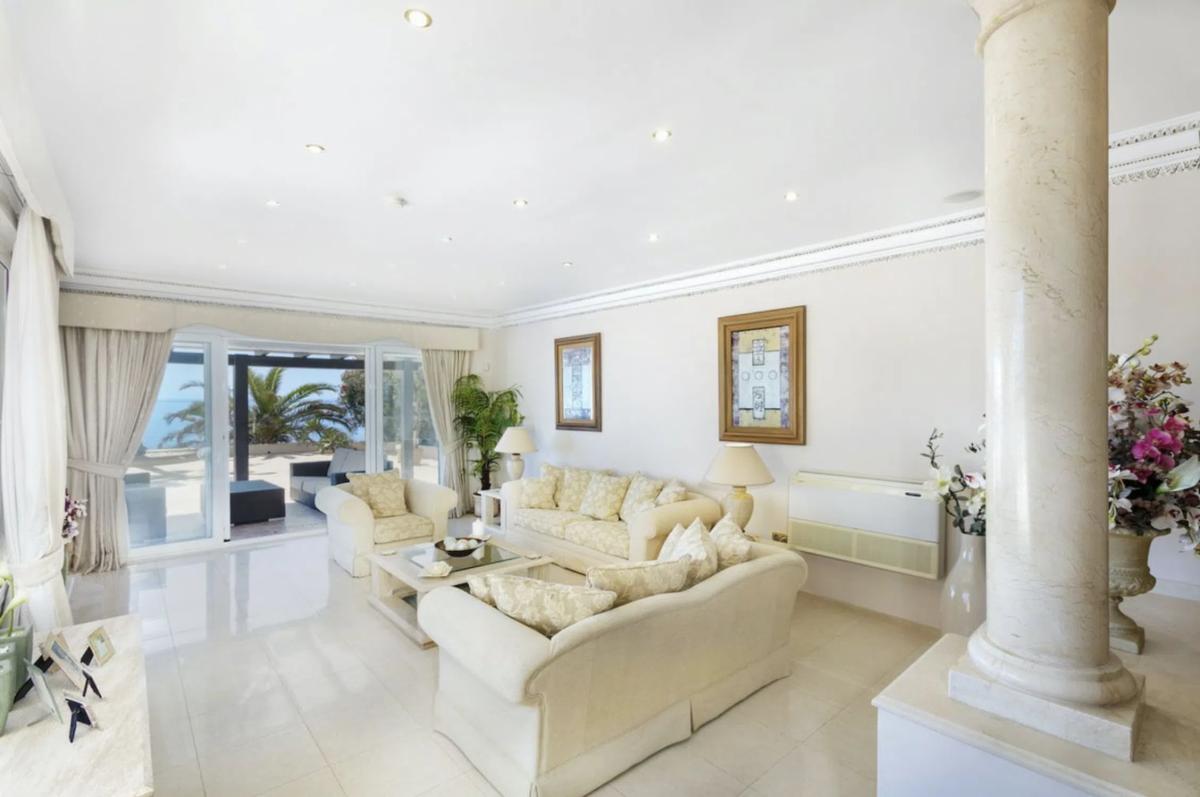 Sale of independent chalet in Barrio Marbesa, Marbella
photo 4