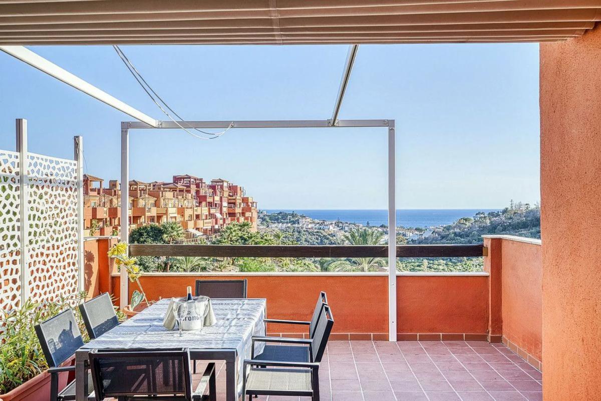 Penthouse sale in Urbanizacion Reserva 2 Fase, 34, Marbella photo 3