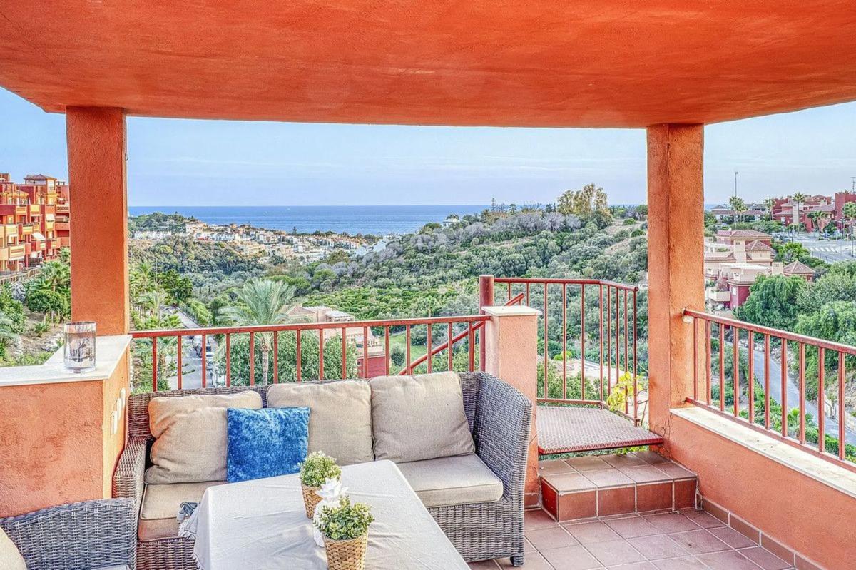 Penthouse sale in Urbanizacion Reserva 2 Fase, 34, Marbella photo 4