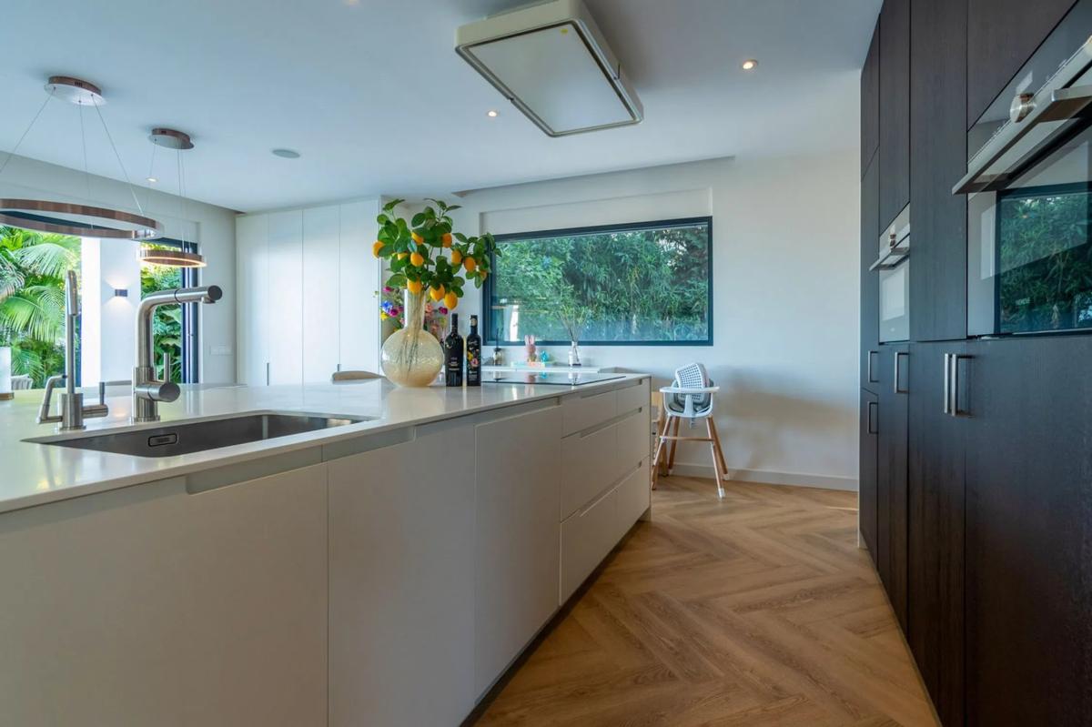Sale of independent chalet in Avenida de los Alisos, 65, Marbella
photo 5