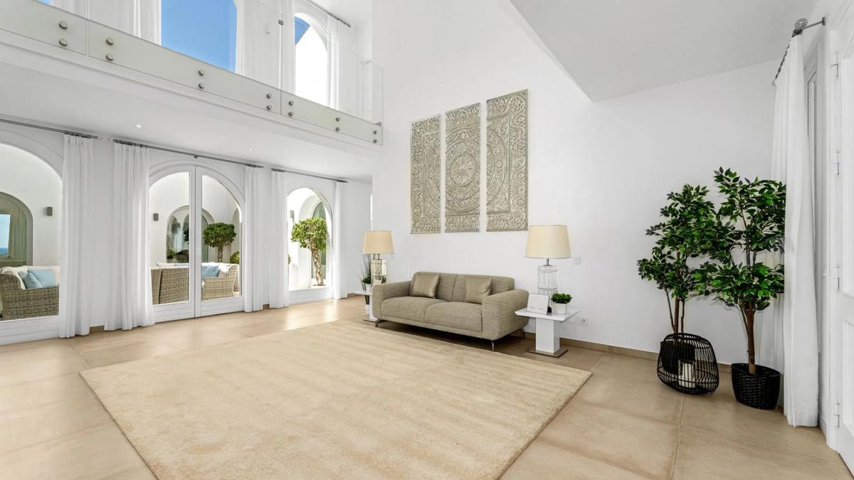 Продажа отдельного шале в  AV 14-UR HACIENDA LAS CHAPAS, Марбелла photo 3