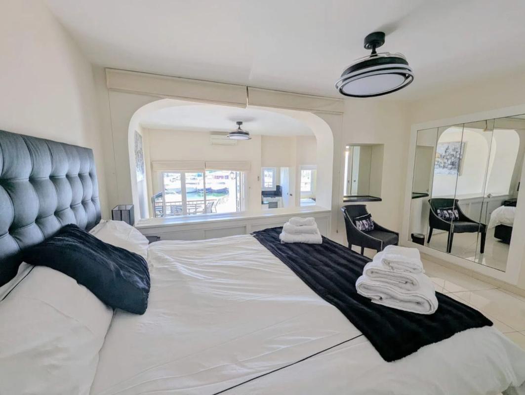 Sprzedaż mieszkania w Barrio Cabopino-Artola, Marbella
 photo 3