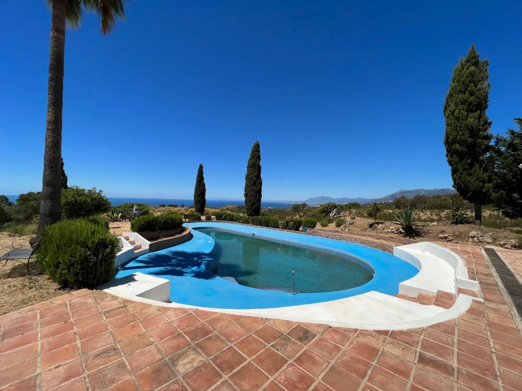 Venta de finca rústica en Barrio Reserva de Marbella , Marbella photo 2