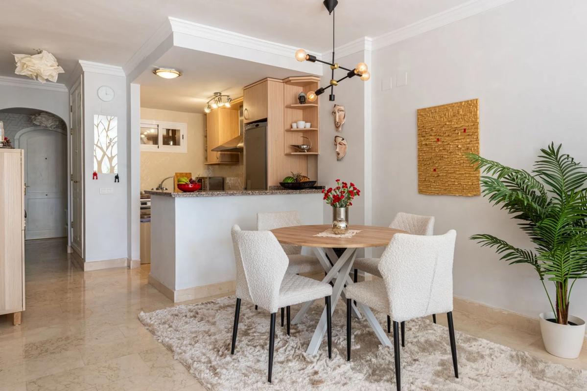 Продажа квартиры на Calle Hiedra, Марбелла
photo 4