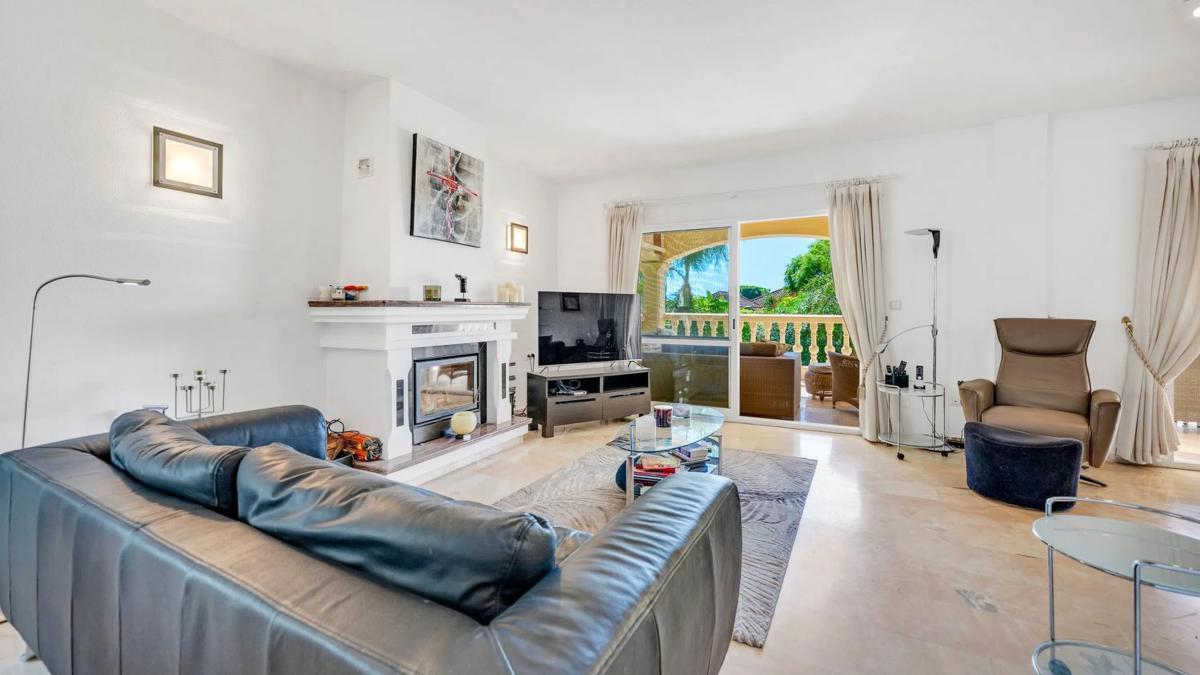 Venta de finca rústica en  Avenida Navarra , Marbella photo 4