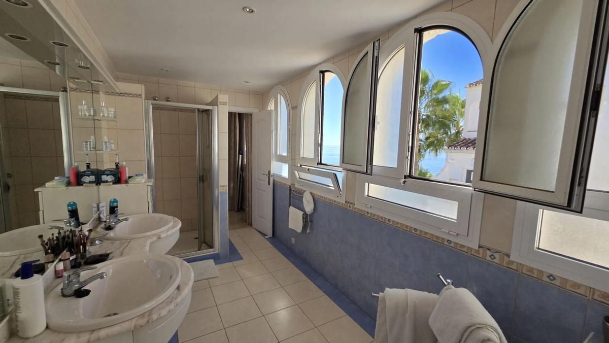 Sprzedaż duplexu w Barrio Marbesa, Marbella photo 3