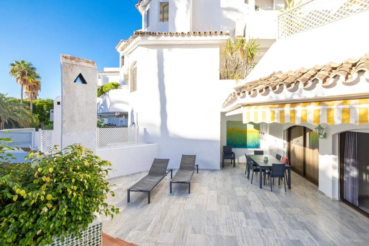 Venta de piso en Barrio Real de Zaragoza, Marbella
photo 1