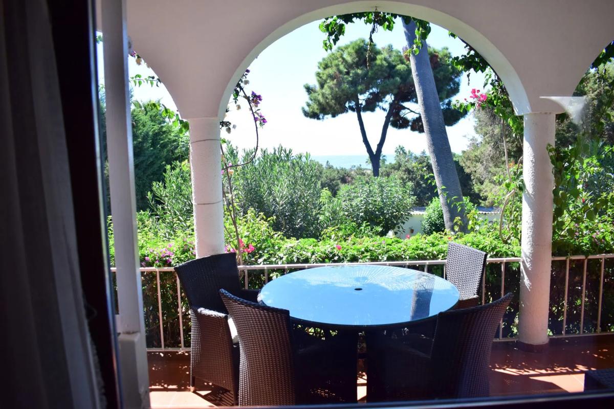 Venta de finca rústica en  Urbanización Marbesa , Marbella photo 2