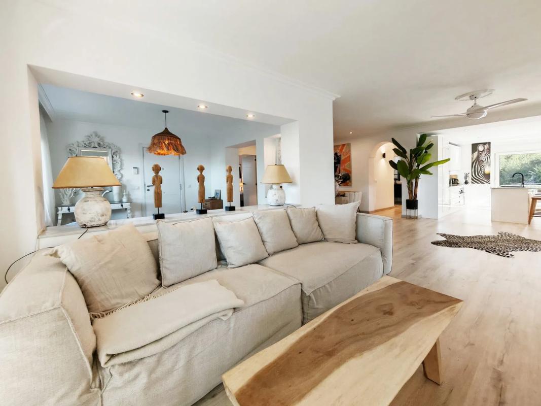 Sale of independent chalet in Barrio Reserva de Marbella, Marbella
photo 3
