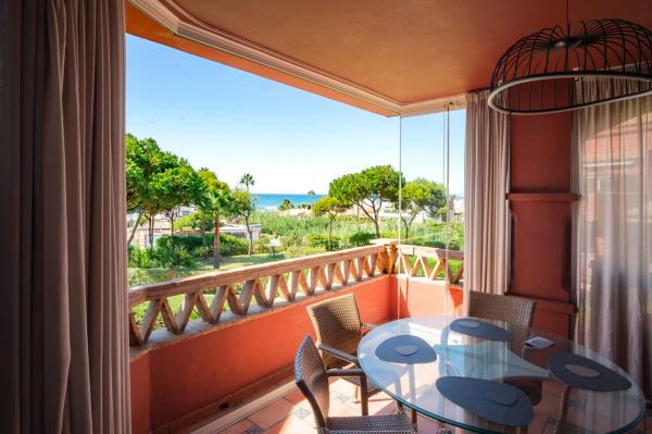 Квартира на продажу на  AV ANTILLAS (MARBELLA PARK), Марбелла photo 2