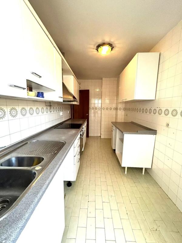 Sale of apartment in Barrio Elviria, Marbella
photo 5