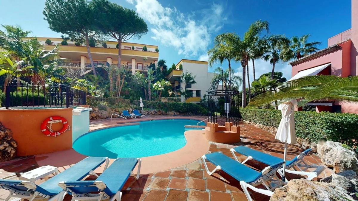 Sprzedaż mieszkania w Calle Ámbar, Marbella
photo 1