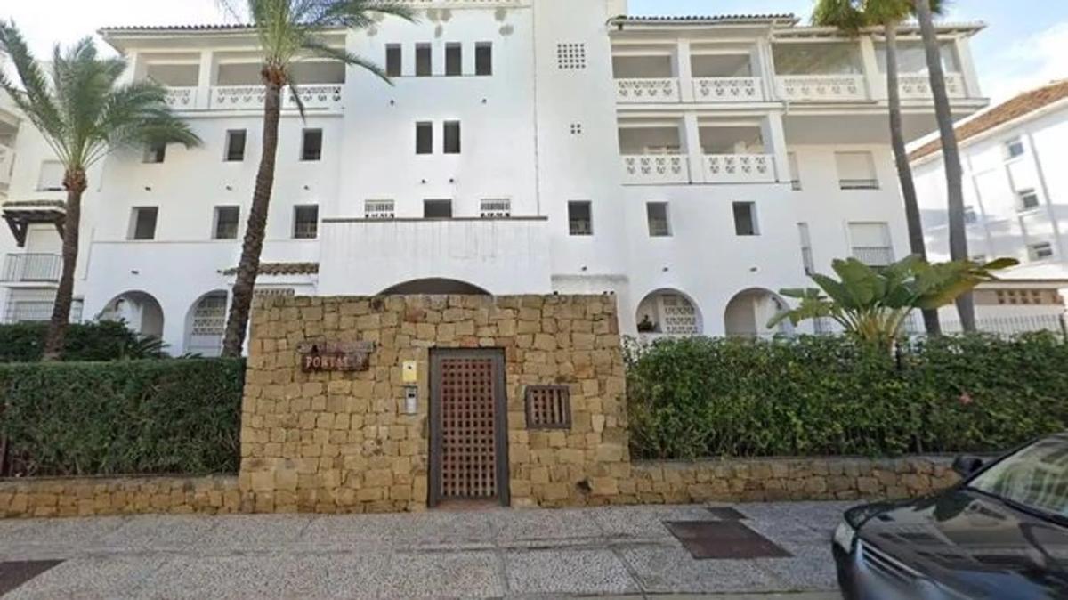 Sale of apartment in Calle Playa Real, Marbella
photo 1