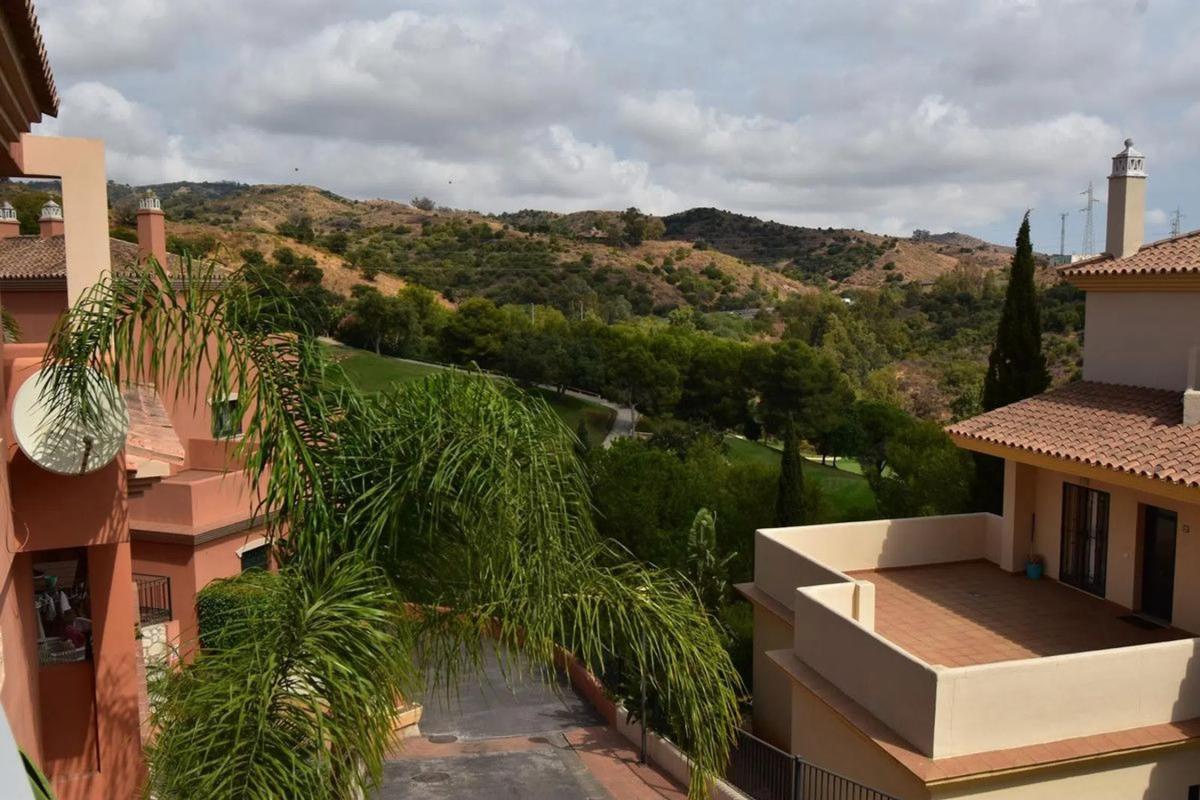 Sale of apartment in Paseo del Golf, Marbella
photo 3