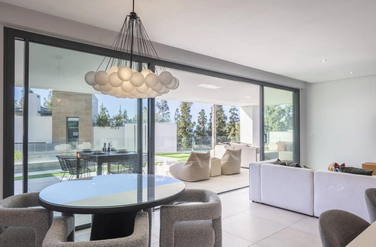 Venta de chalet independiente en Avenida de los Acebos s/n, Marbella
photo 3