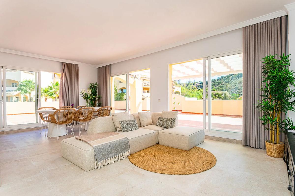 Venta de ático en Barrio Santa María, Marbella photo 3