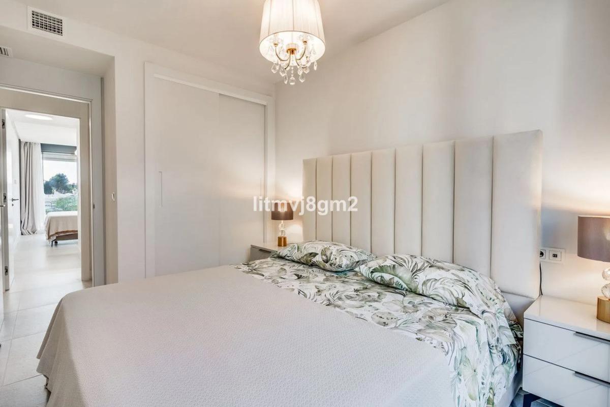 Venta de duplex en Calle la Romana, Marbella photo 4