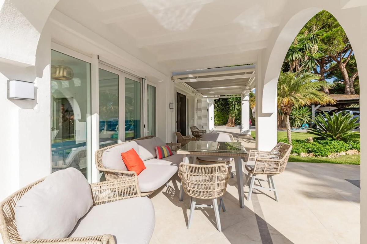 Sale of independent chalet in Calle Neptuno, 14 A, Marbella
photo 2