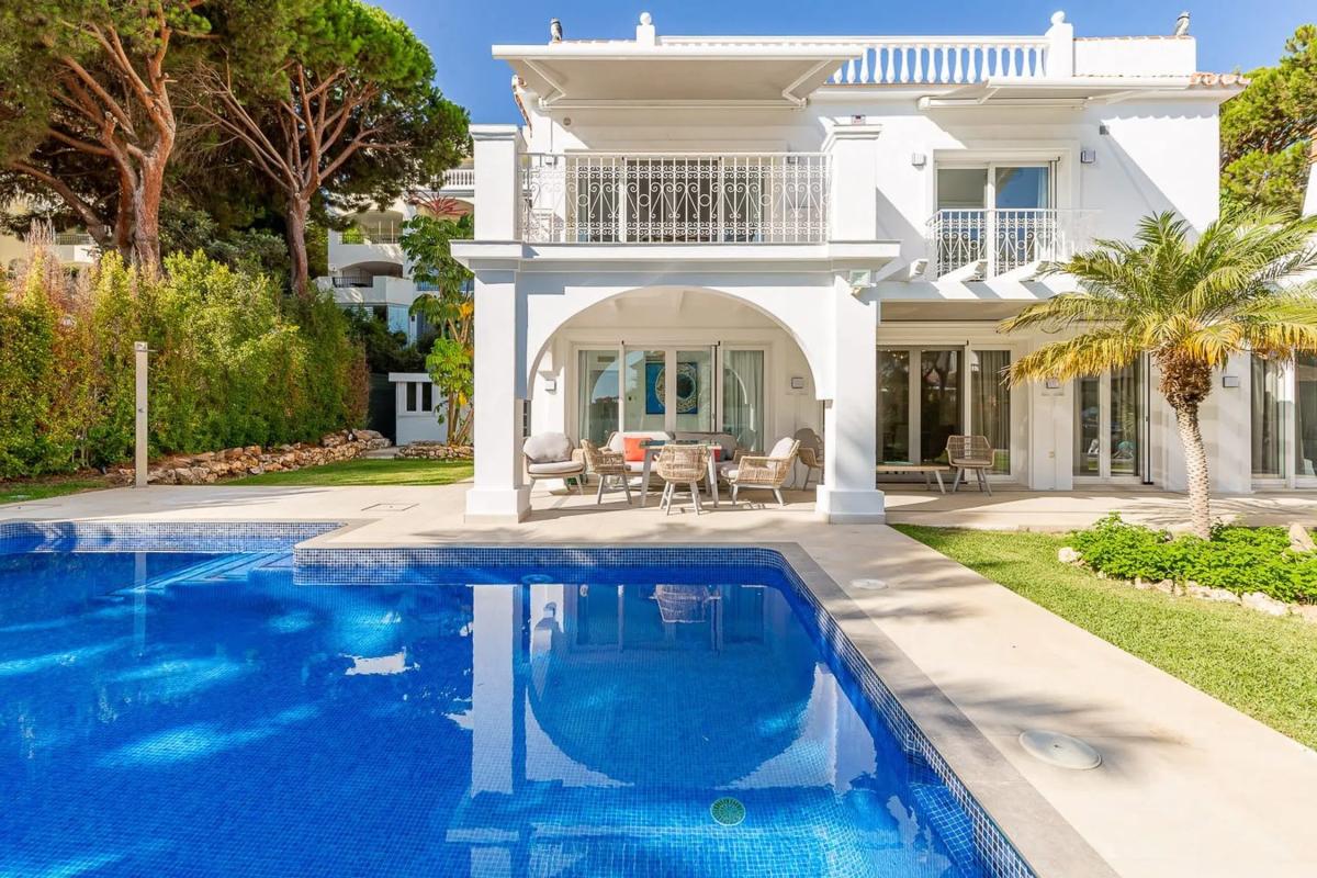 Sale of independent chalet in Calle Neptuno, 14 A, Marbella
photo 3