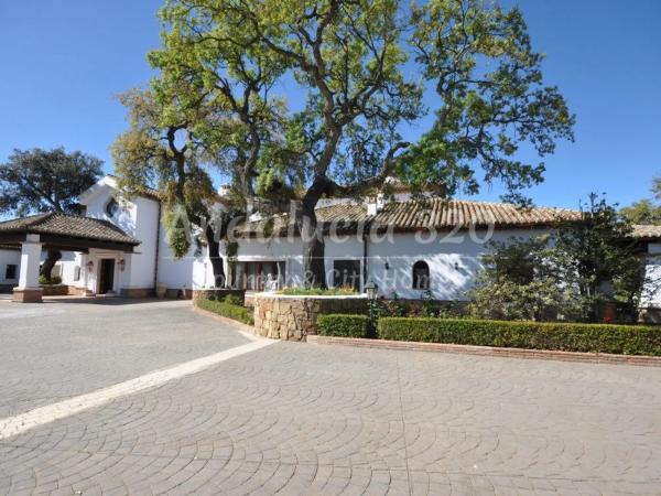 Chalet independiente en venta en Barrio Hacienda Las Chapas, Marbella
photo 1