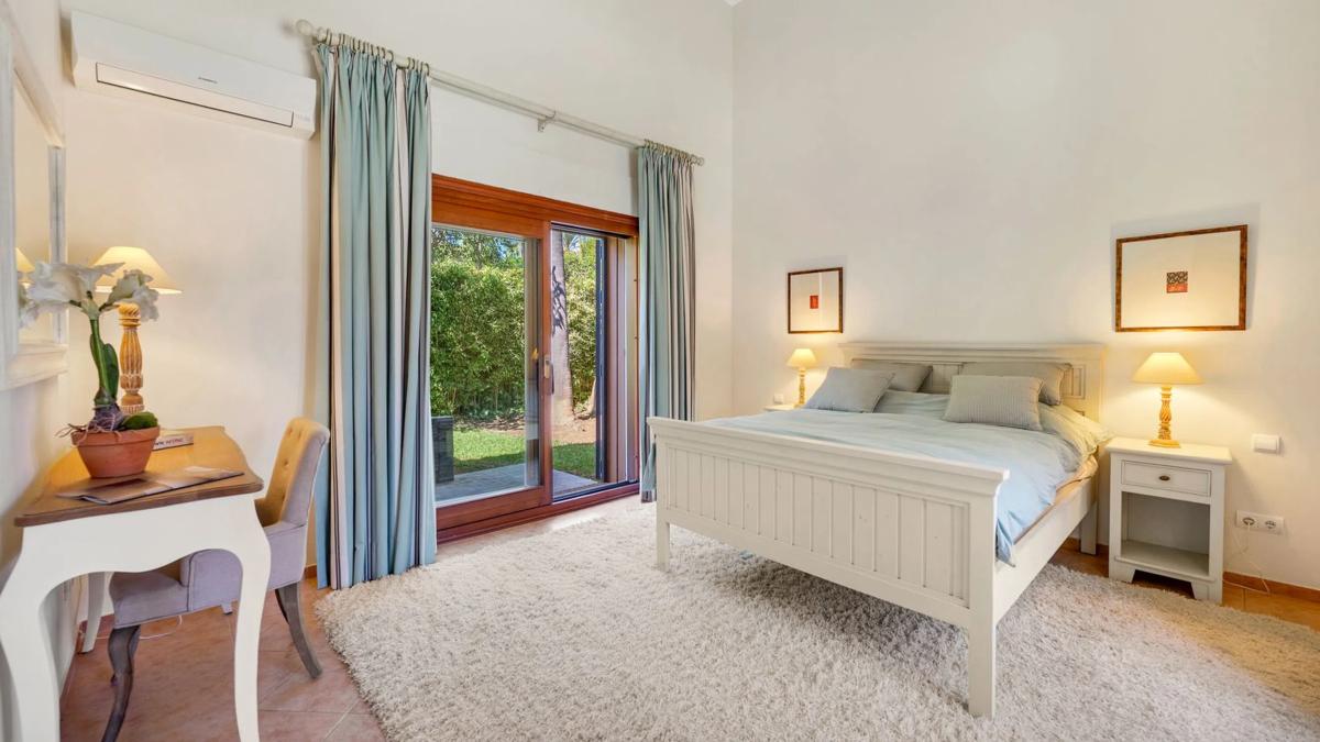 Sale of independent chalet in CL ARANJUEZ-UR MARBESA, Marbella
photo 5