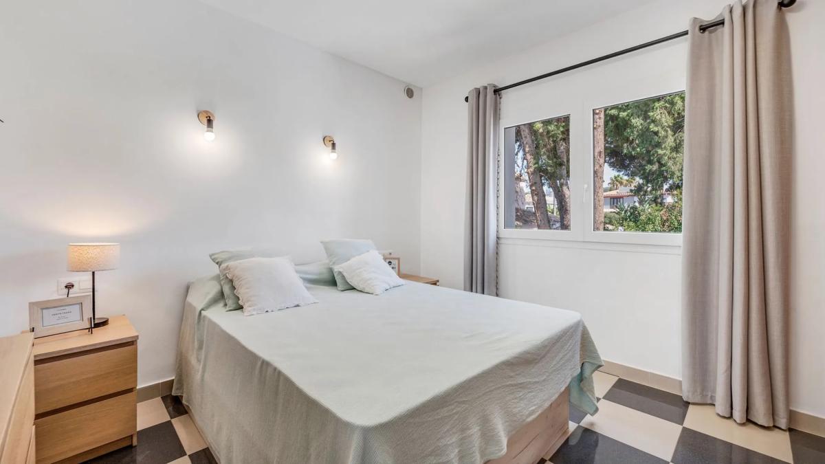Sale of independent chalet in Calle de los Cipreses, Marbella
 photo 2