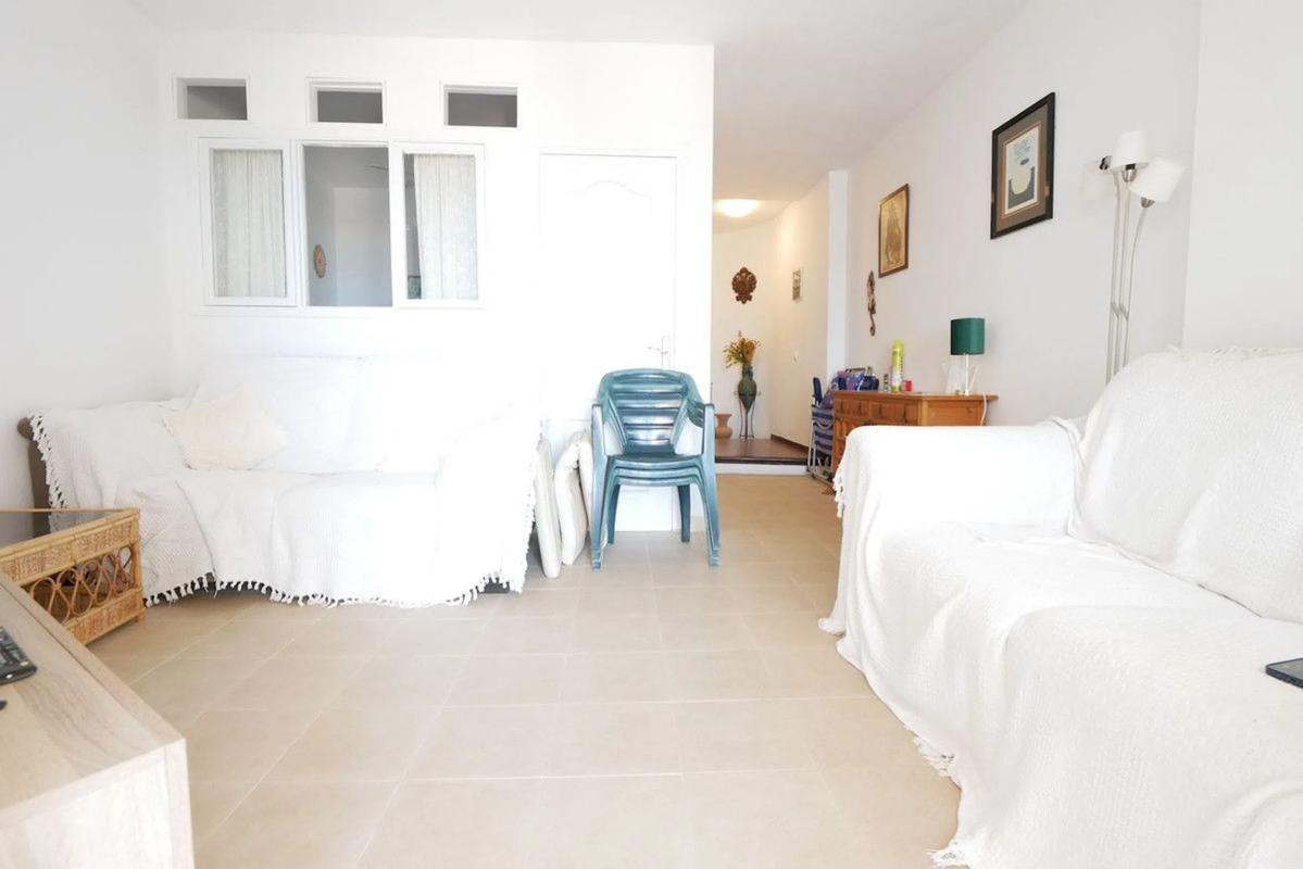Venta de piso en Puerto de Cabopino, Marbella
photo 3