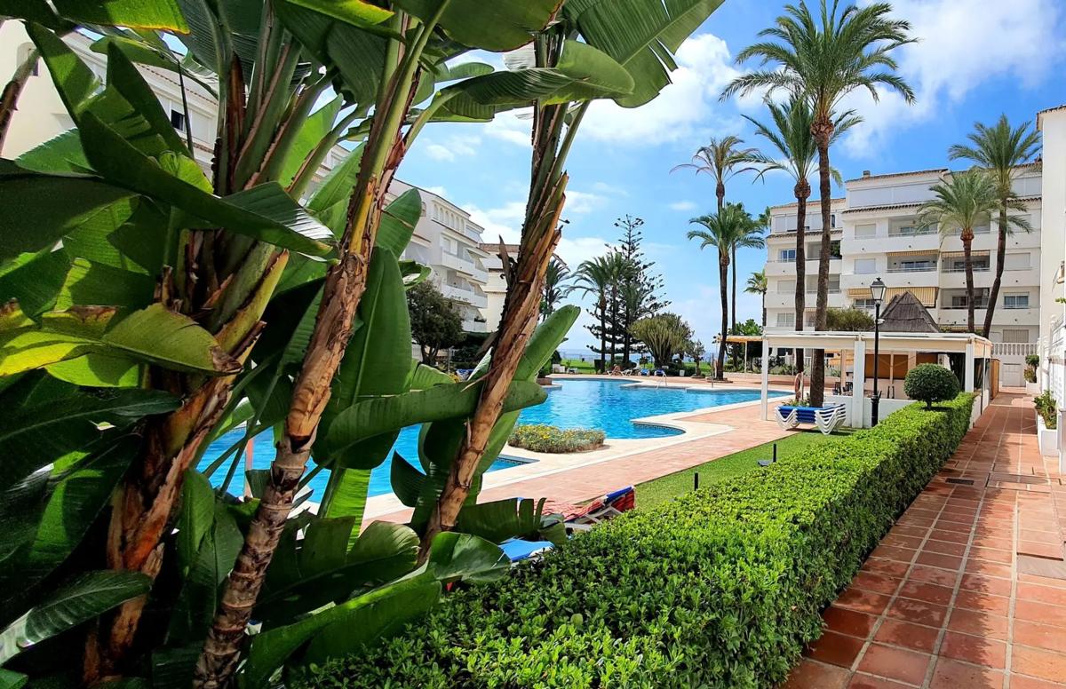 Venta de duplex en Cuesta Correa, Marbella photo 1