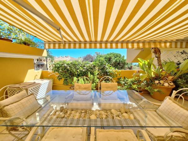 Duplex for sale on Urb marbella park beach s/n, Marbella thumbnail 1